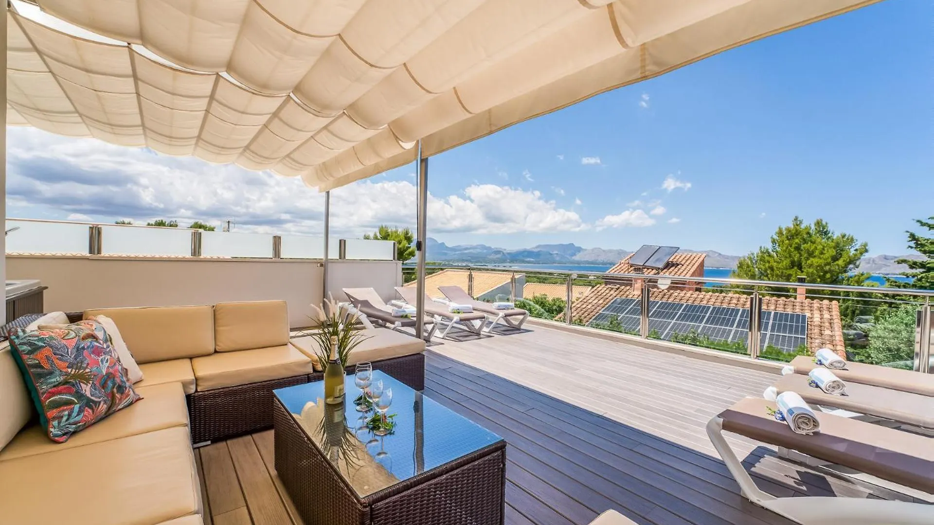 Ideal Property Mallorca - Xiscama Alcúdia 0*,  España